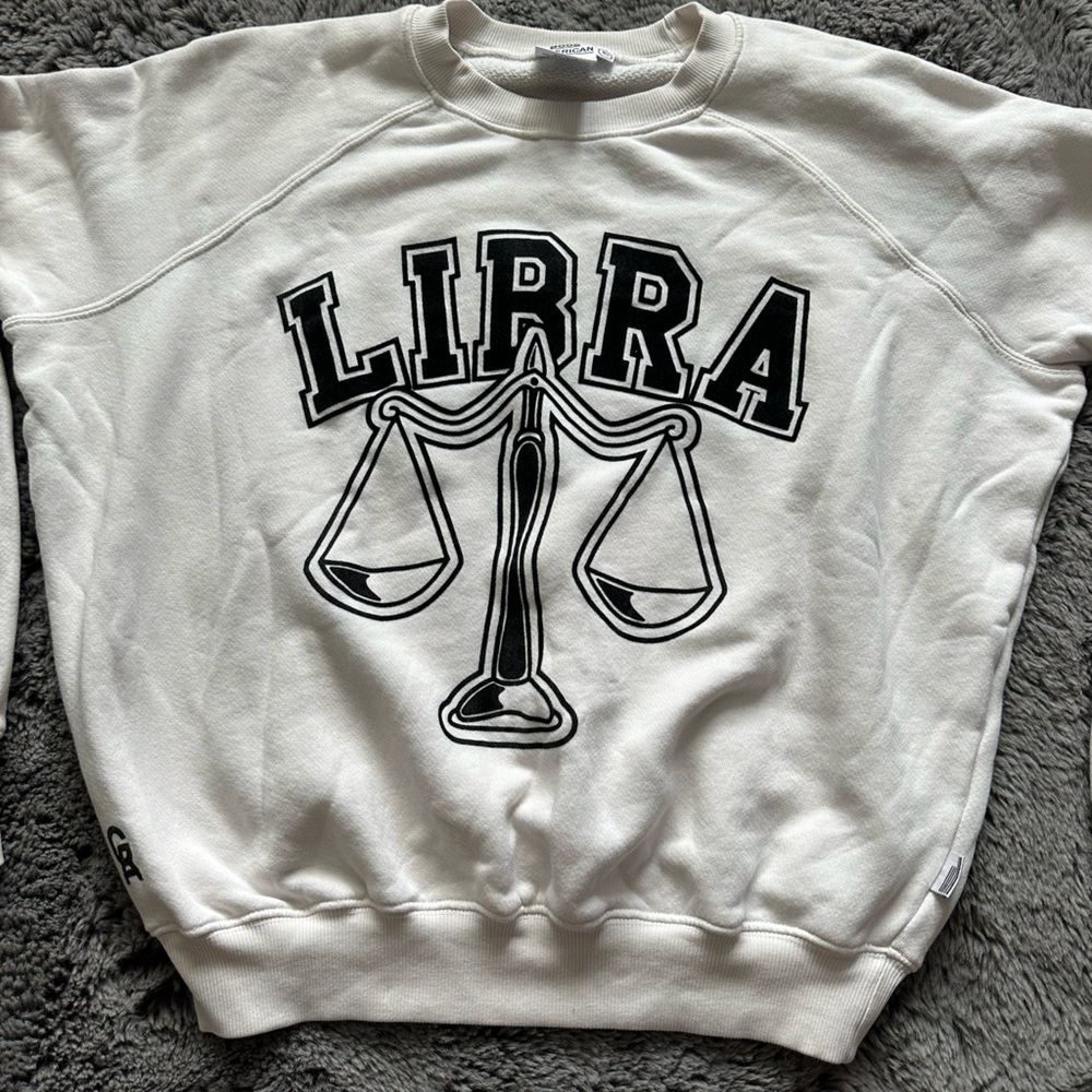 Good American Zodiac Libra Long Sleeve Oversized Crewneck Sweatshirt